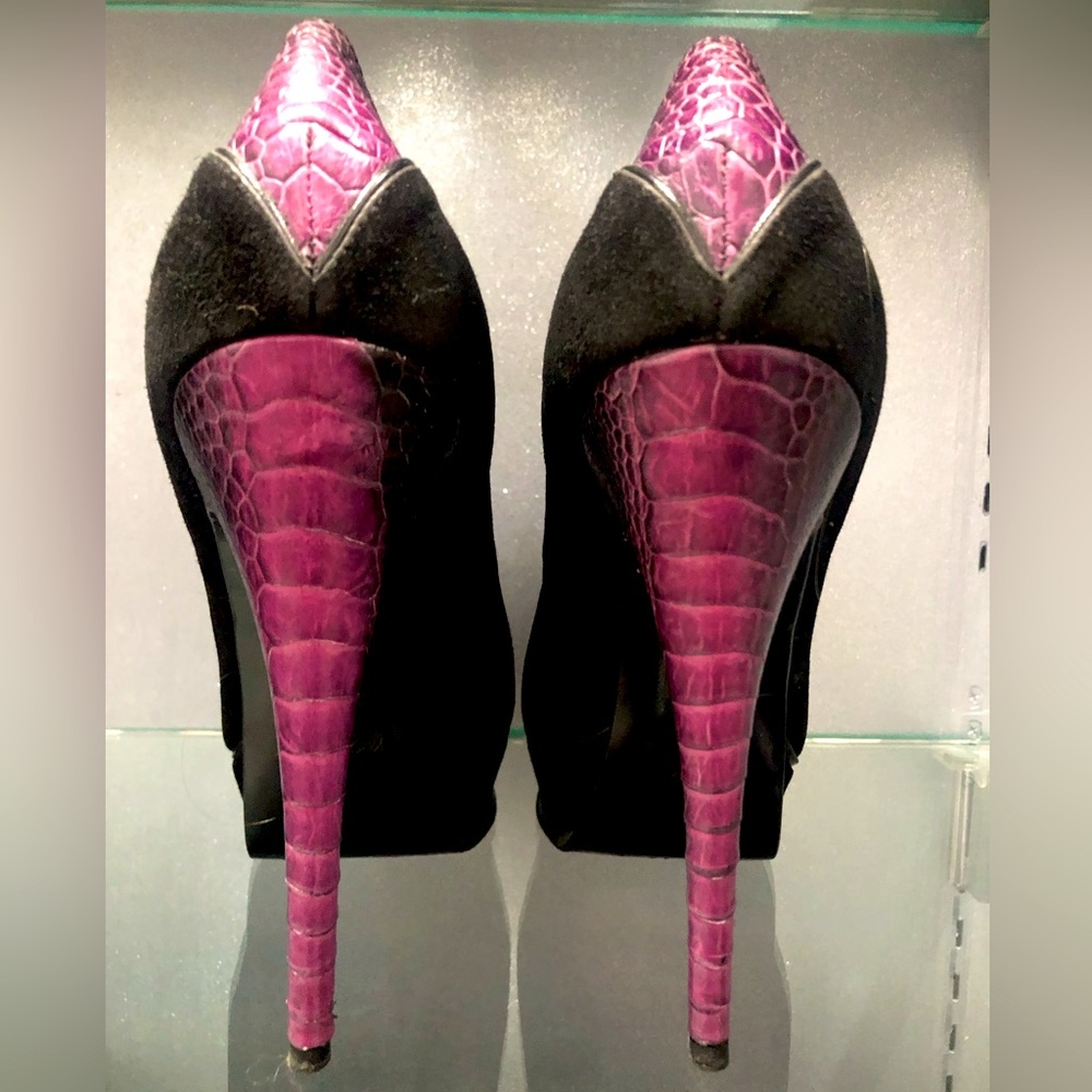 Yves Saint Laurent suede high heels with purple/pink crocodile leather.